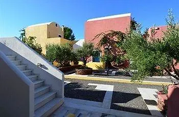 Okeanis Agia Paraskevi (Santorini)