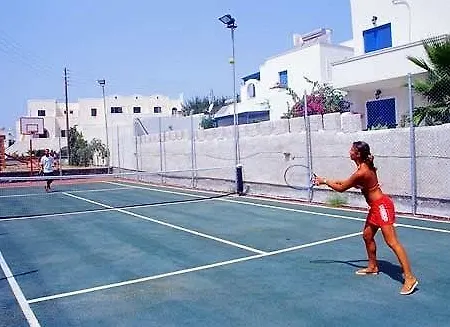 Okeanis Agia Paraskevi (Santorini)