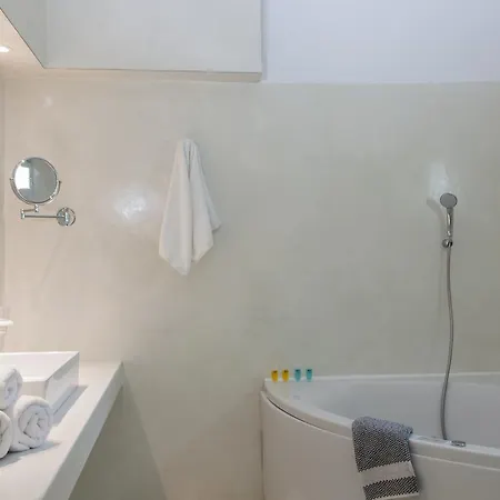 Okeanis Hotel